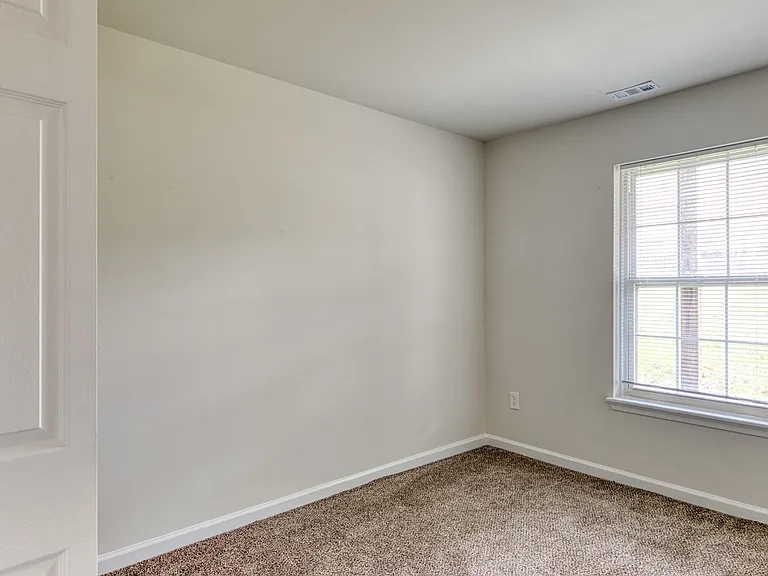 Dunfield Townhomes — Photo 12