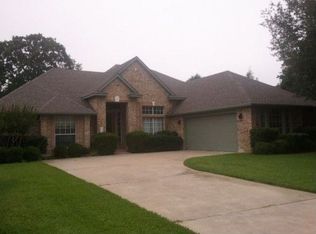 29024 Meadow Greens Dr, Georgetown, TX 78628