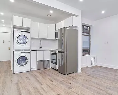 Rented by Blip LLC | media 17