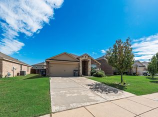 1405 Pampa Grass Dr, Princeton, TX 75407