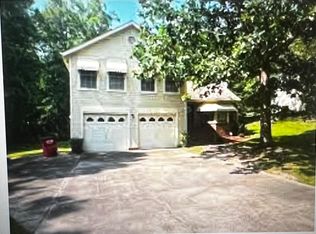 6855 Leslie Ln, Macon, GA 31220