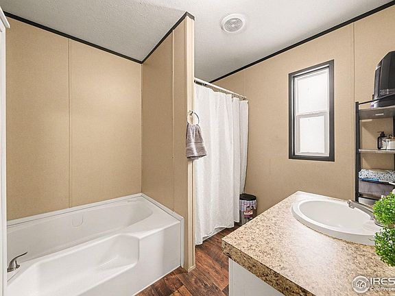 4th image of 2700 W C St #89