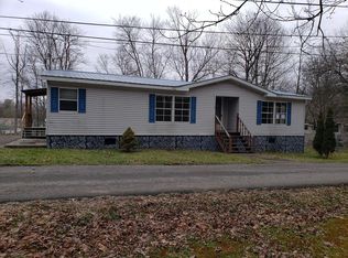 116 Ester Ln, Beckley, WV 25801