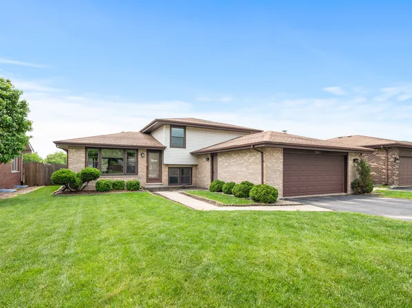 9031 170th St, Orland Hills, IL 60487