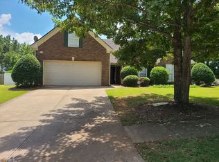 400 Mazley Dr, Locust Grove, GA 30248