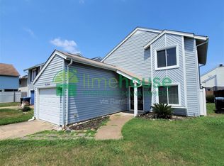 5304 Lord George Dr, Virginia Beach, VA 23464