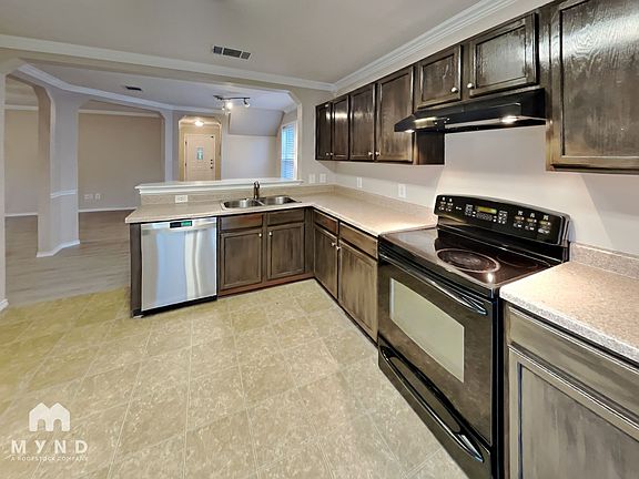 5th image of 5644 Brougham Way