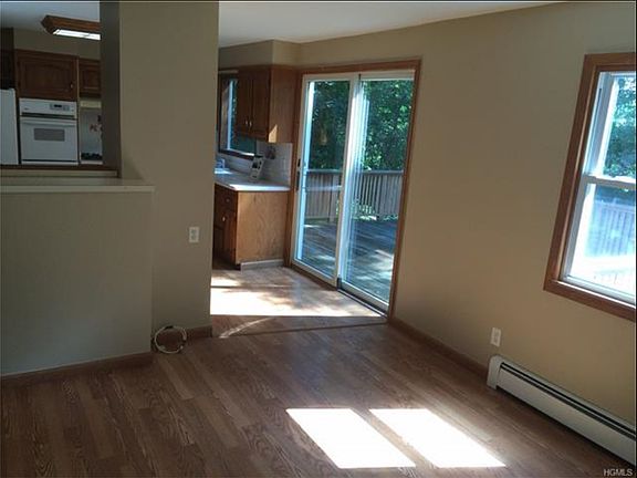 3rd image of 146 Buena Vista Rd