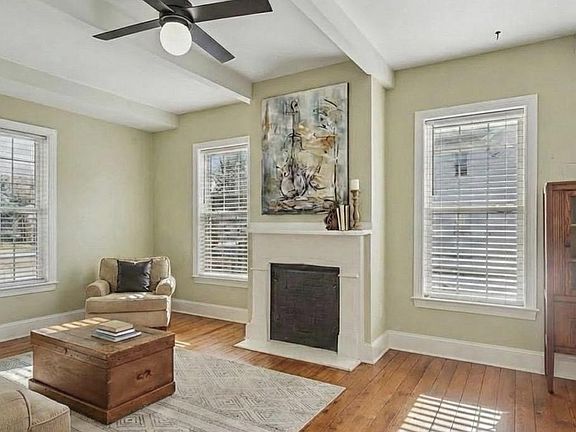 5th image of 10 Main St