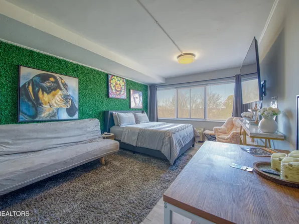 1700 Clinch Ave APT 612, Knoxville, TN 37916