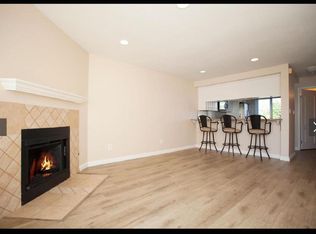 290 Victoria St #5, Costa Mesa, CA 92627