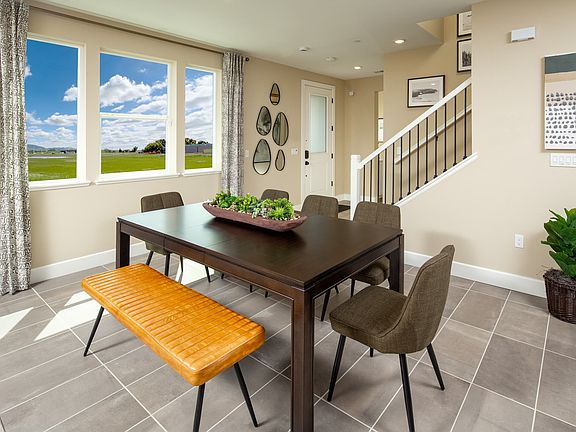 Entertaining friends and family is breeze in the open concept dining room - your group can enjoy the