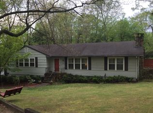 512 Boulder Pl, Signal Mountain, TN 37377