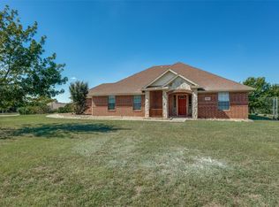 9001 Yucca Cir, Sanger, TX 76266