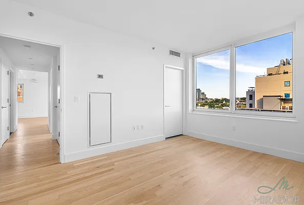 Rented by Mirador Real Estate | media 25