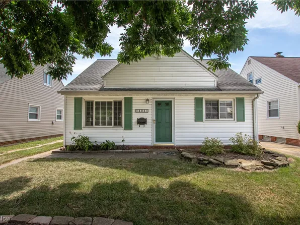 404 E 323rd St, Willowick, OH 44095