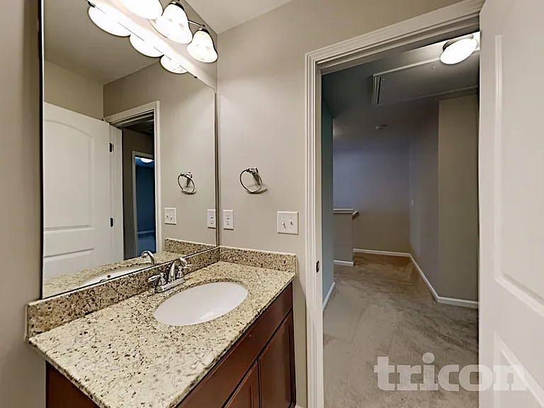 2030 Aragon Ln — Photo 14