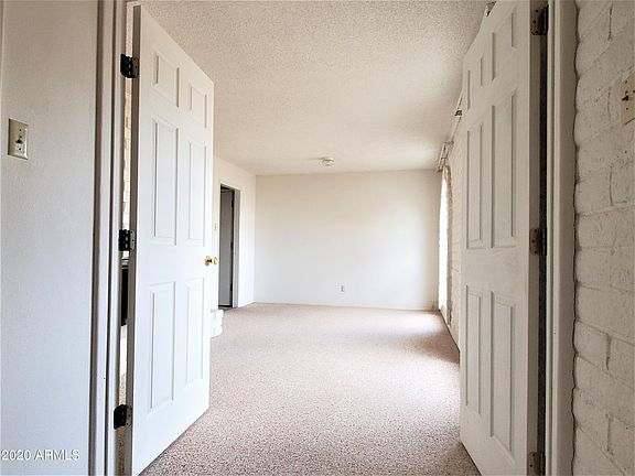 3rd image of 319 N Flynn Jans Ct