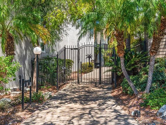2nd image of 4545 Collwood Blvd Unit 52