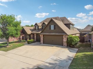 2040 E 133rd Ct, Bixby, OK 74008