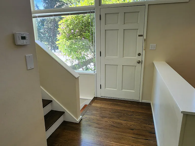 15824 SE 12th Pl — Photo 2