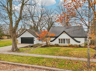 812 Center STREET, Lake Geneva, WI 53147