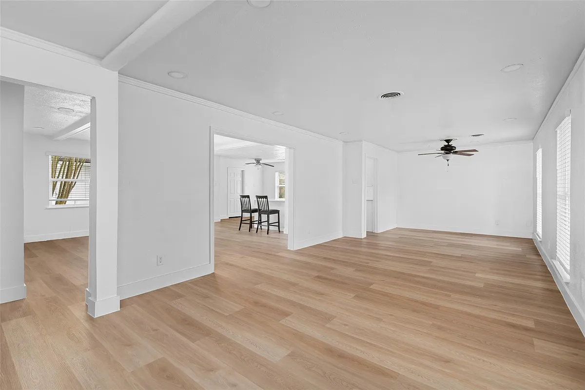 Building Photo - 4947 Cheena Dr