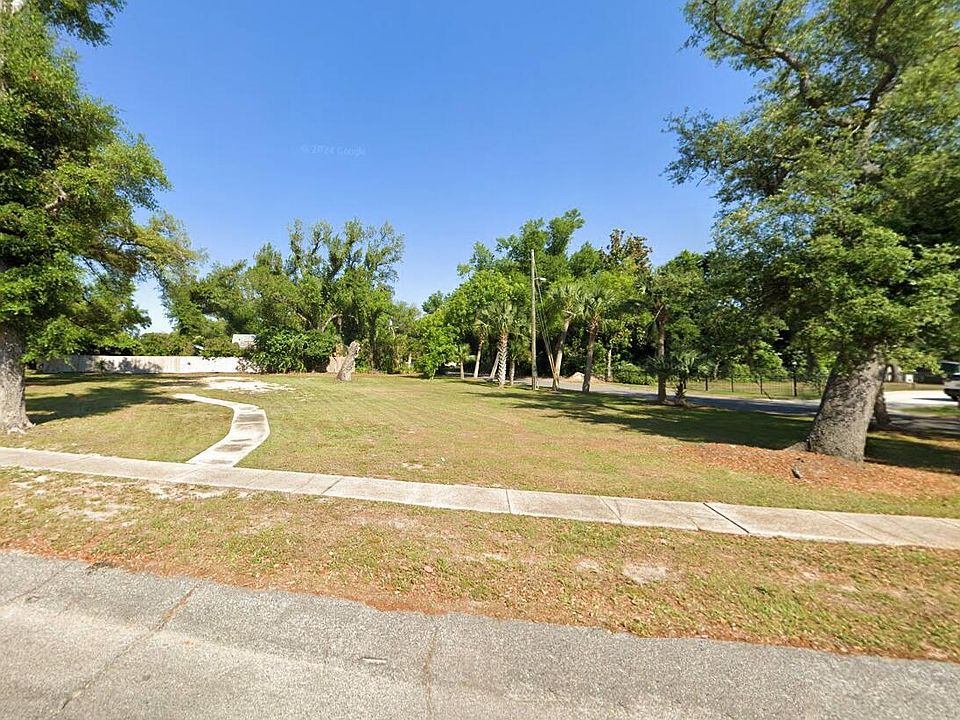 2nd image of 504 Massalina Dr