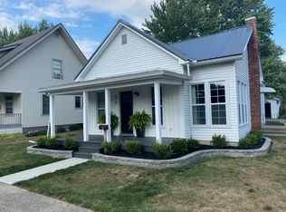 414 N Mulberry St, Churubusco, IN