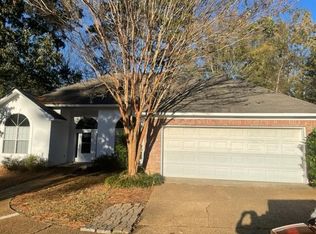 310 Woodlands Dr, Brandon, MS