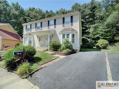 46 Buttonwood Dr, East Brunswick, NJ, 08816