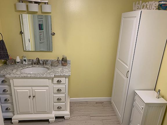 5th image of 32294 Tranquility Ln