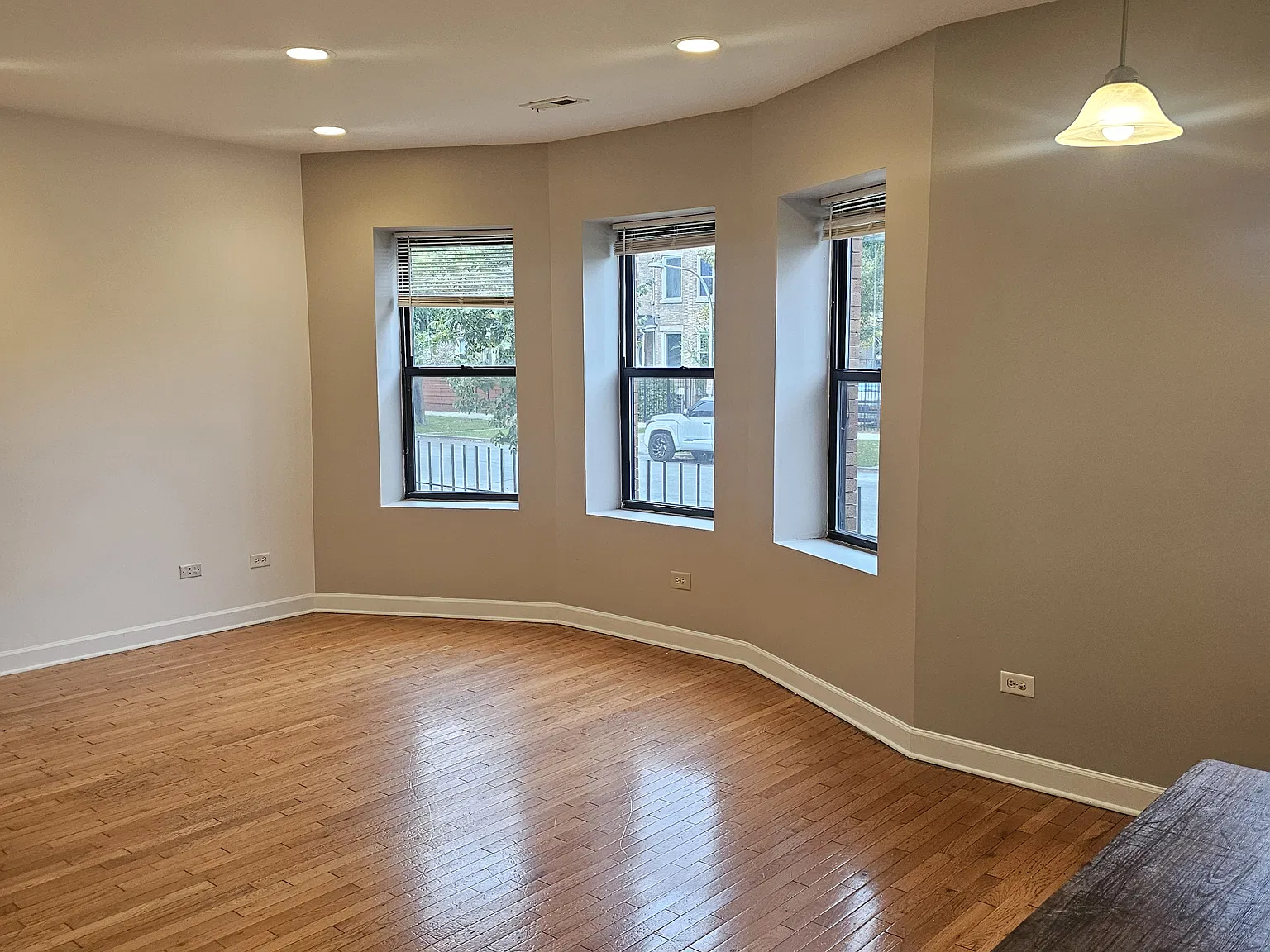 2 bed, $1,850 — Photo 3