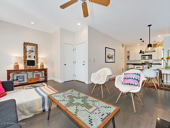 4th image of 1344 N Wolcott Ave #2