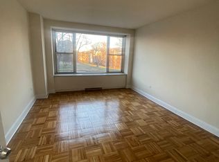 18802 64th Ave APT 13J, Fresh Meadows, NY 11365