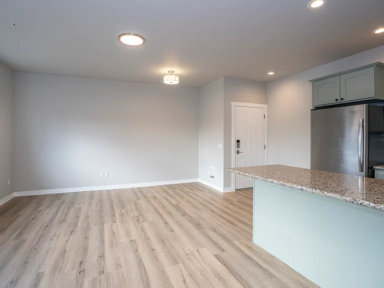 630 N Trafton St — Photo 8