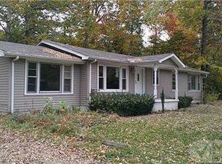 6199 Dewey Carr Rd, Bethpage, TN 37022