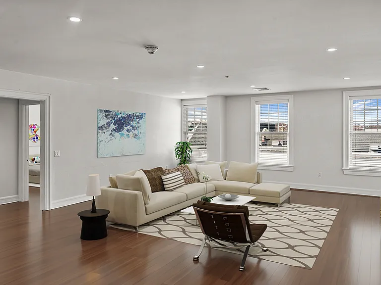 409 Greenwich Ave #A — Photo 4