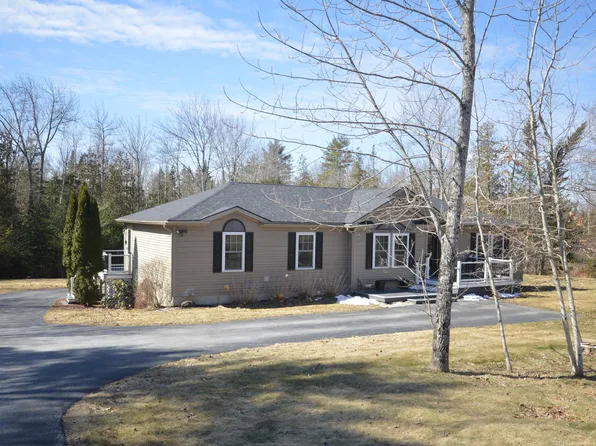 899 Main Road, Eddington, ME 04428