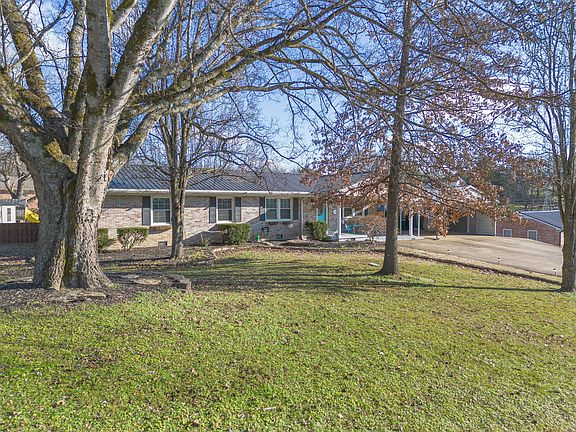 2nd image of 209 Glendale Dr