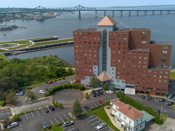 750 Davol St Unit 324, Fall River, MA 02720