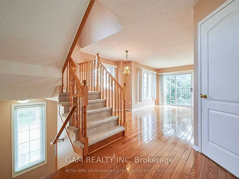 5030 Heatherleigh Ave N #101 — Photo 6
