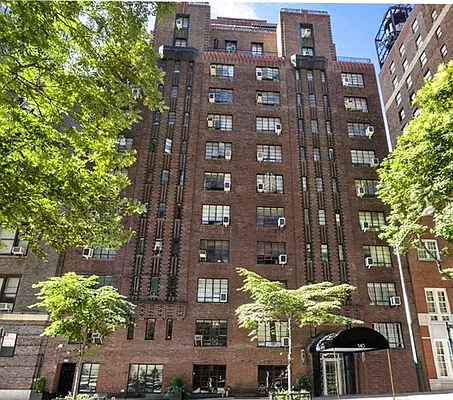 Rented by Douglas Elliman | media 8
