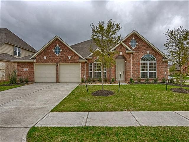 1st image of 27431 Charlenes Way Dr