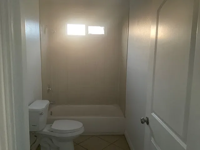 5 bed, $4,300 — Photo 4