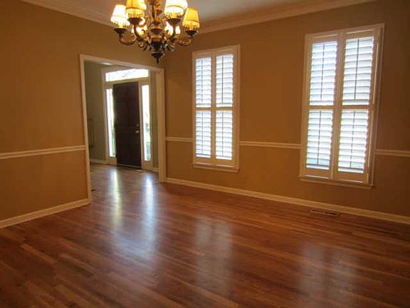 4th image of 507 Castlebury Ct