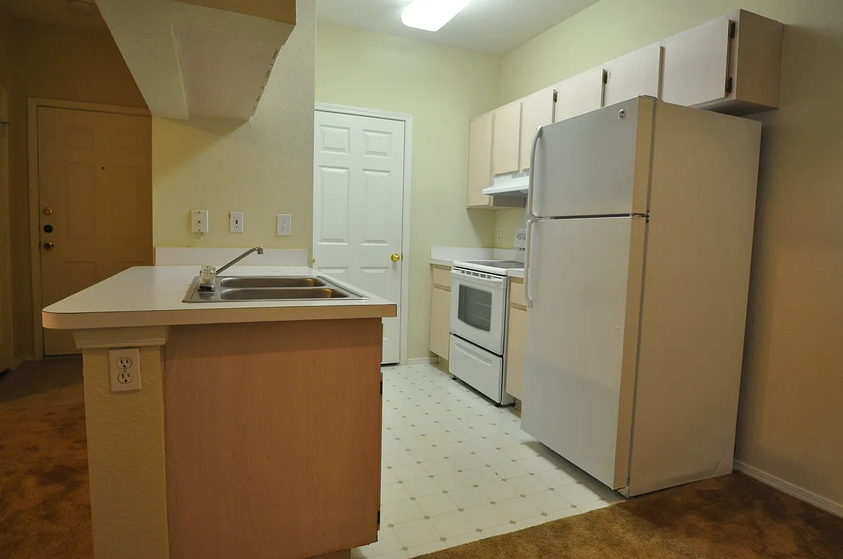 Building Photo - 13245 Sanctuary Cove Dr #201