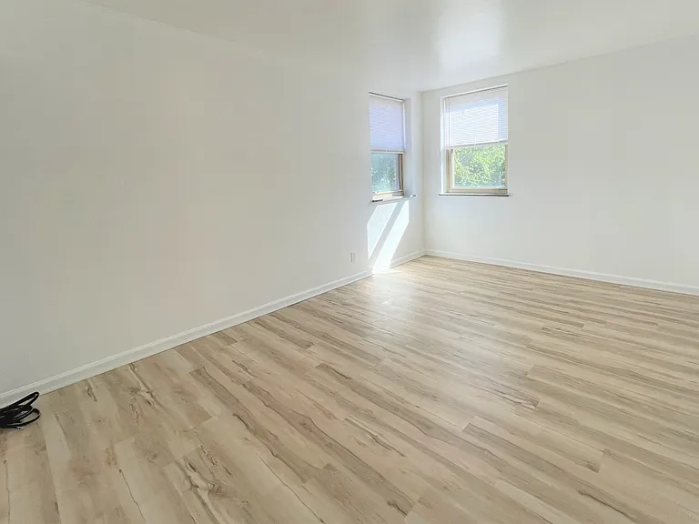 5710 Phillips Ave #A16 — Photo 38