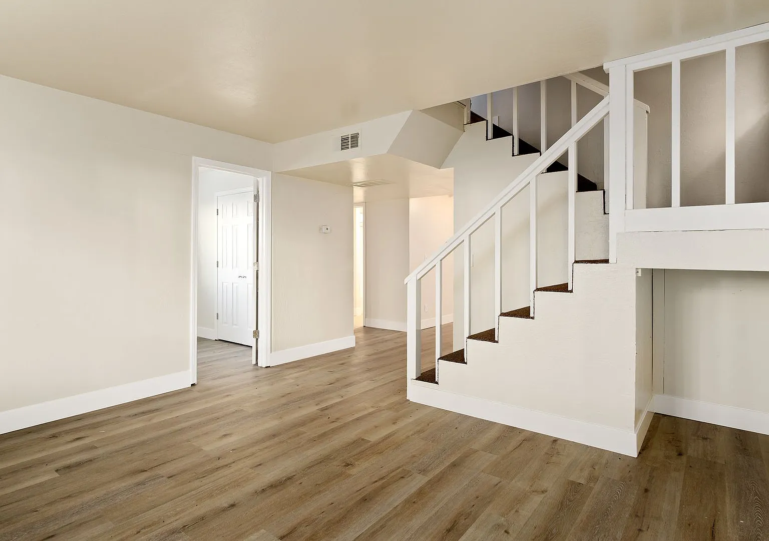 1119 West Sacramento Avenue — Photo 4