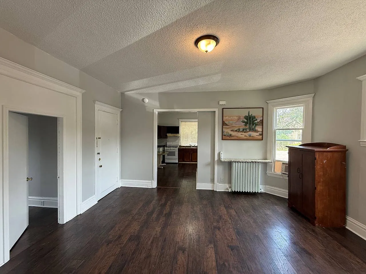 1 bed, 800 sqft, $1,100 — Photo 3